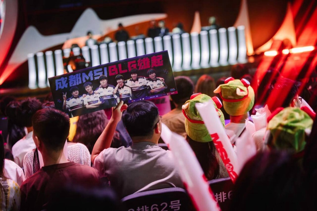 【重要】今日16：45 LPL四强赛 TES vs V5！战事重启，精彩继续！