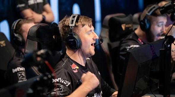 反恐精英2：8月14日更新带来了夜间地图、新皮肤和重大动画改进