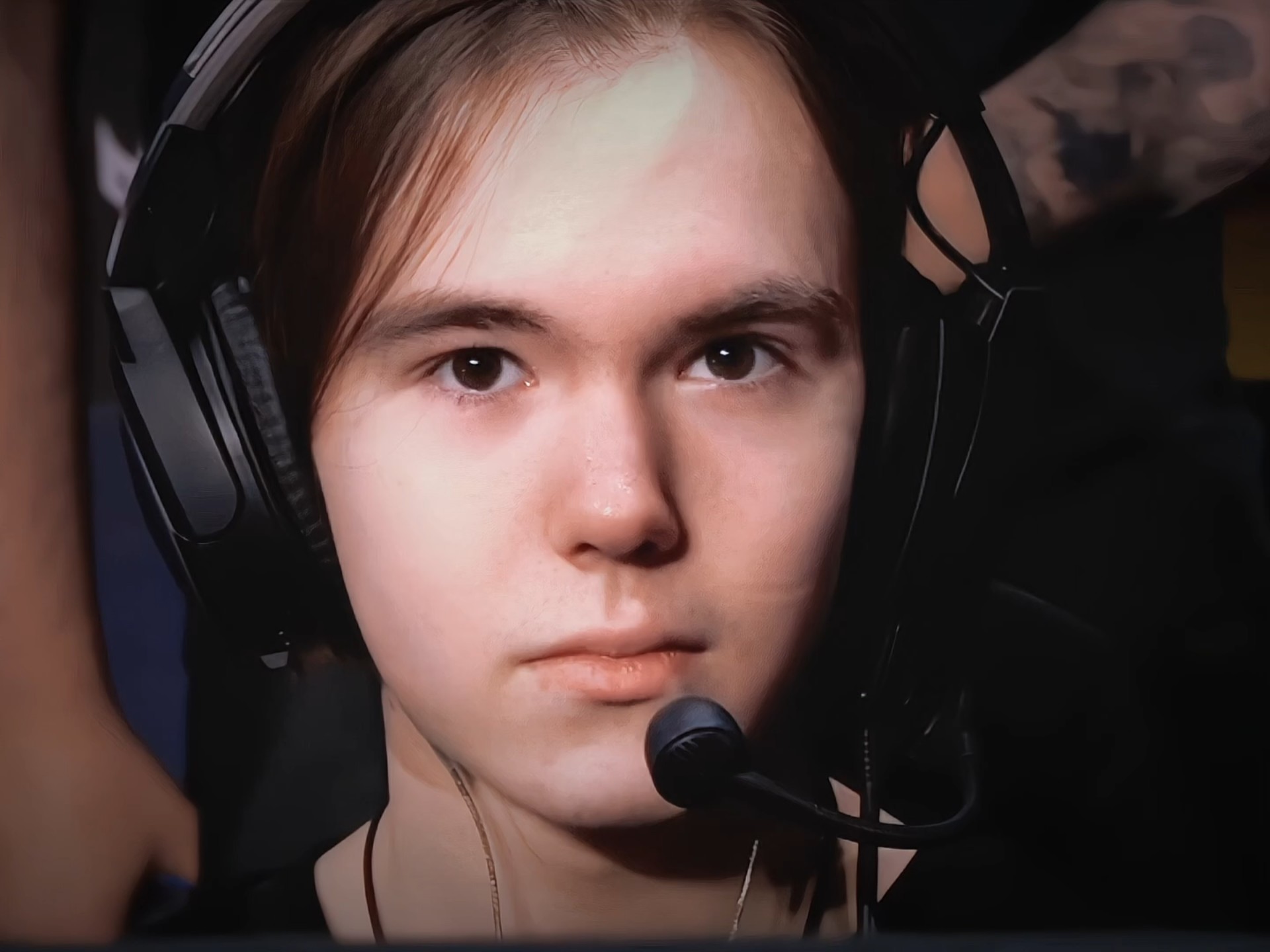 英雄联盟S12小组赛第八日总结：GENG还是第一