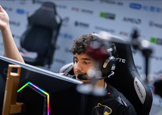 B8 对阵 Imperial ， Heroic 在 BLAST.tv Austin Major 2025 开幕战中与 Chinggis Warriors 交锋